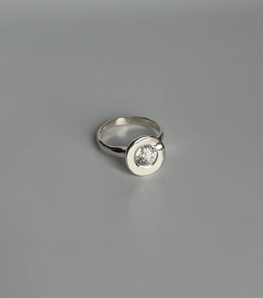 Saucer Ring