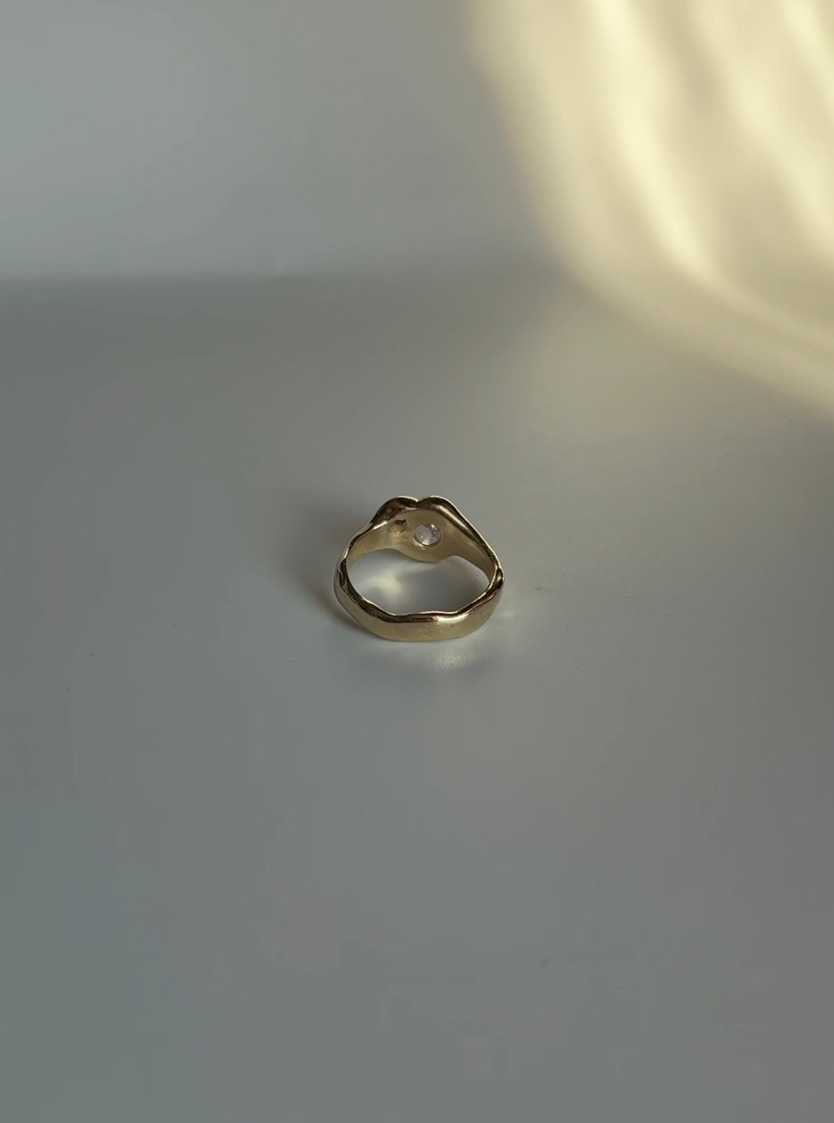 Ava Ring